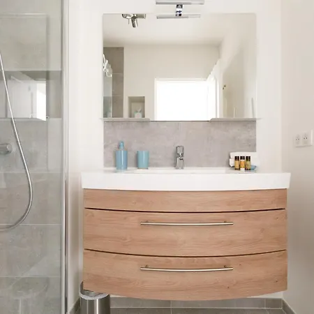 Apartament Blue Yourhosthelper