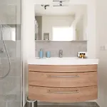 Apartment Blue Yourhosthelper