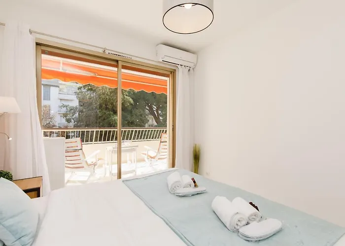 Apartament Blue Yourhosthelper *