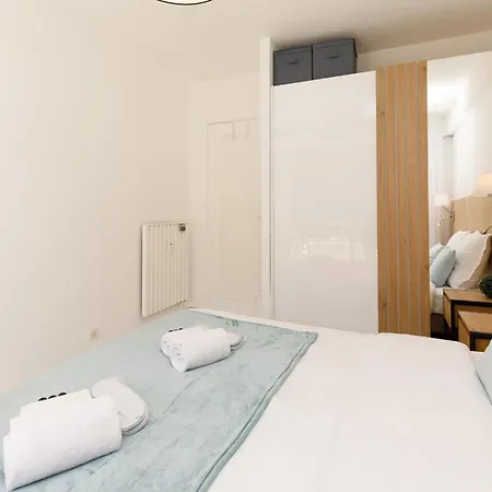 Blue Yourhosthelper Apartman Cannes