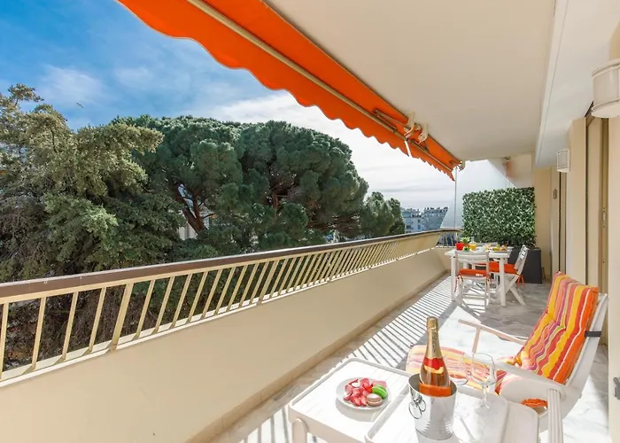 Blue Yourhosthelper דירה *